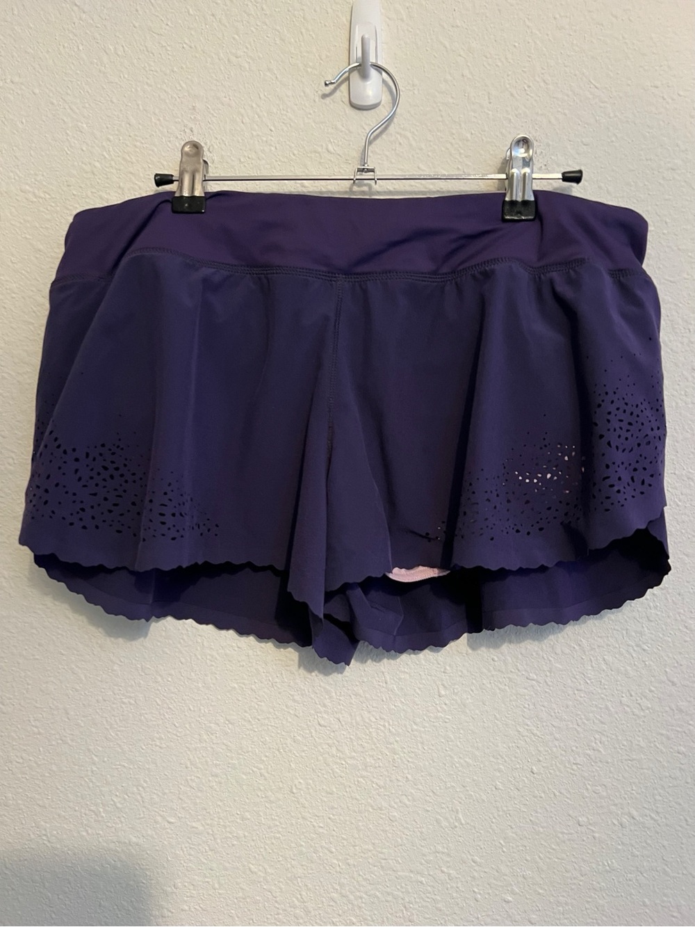#1754 Lululemon Run a Marathon Purple Shorts 10